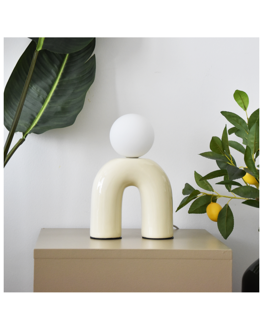 LX24802 POP U Lampka biurkowa ceramiczna vanilla LX24802